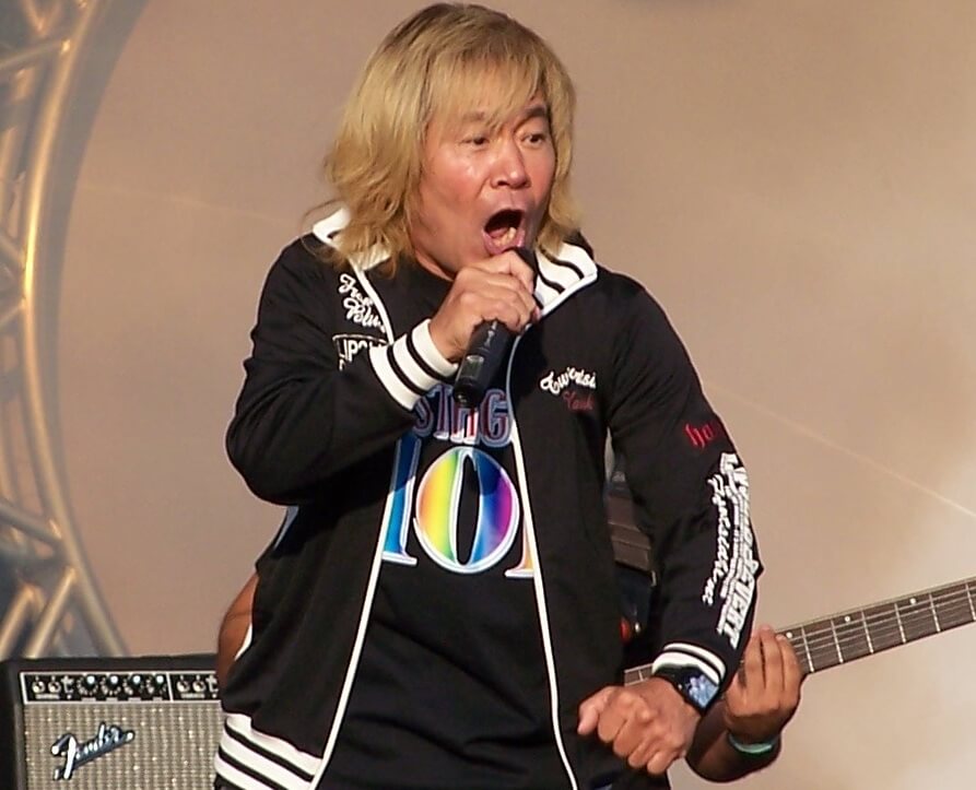 Akira Kushida getting down